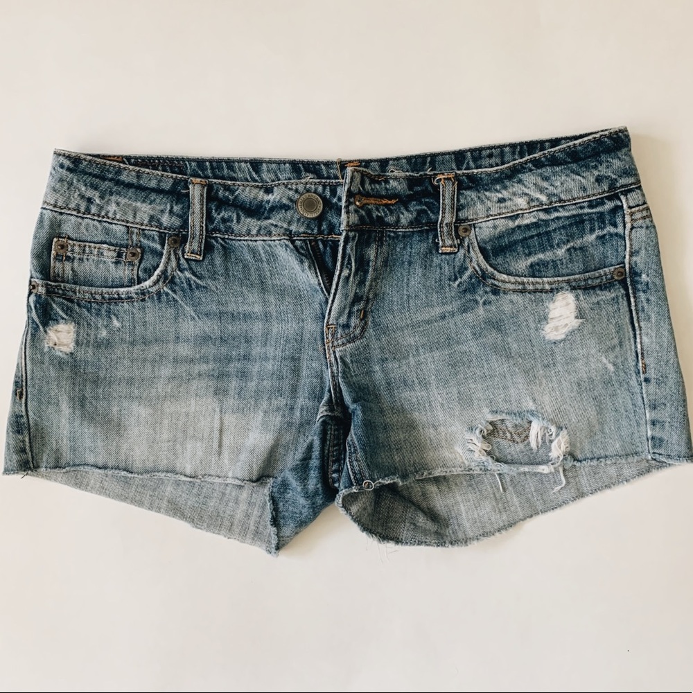 American Eagle Distressed Denim Shorts 4